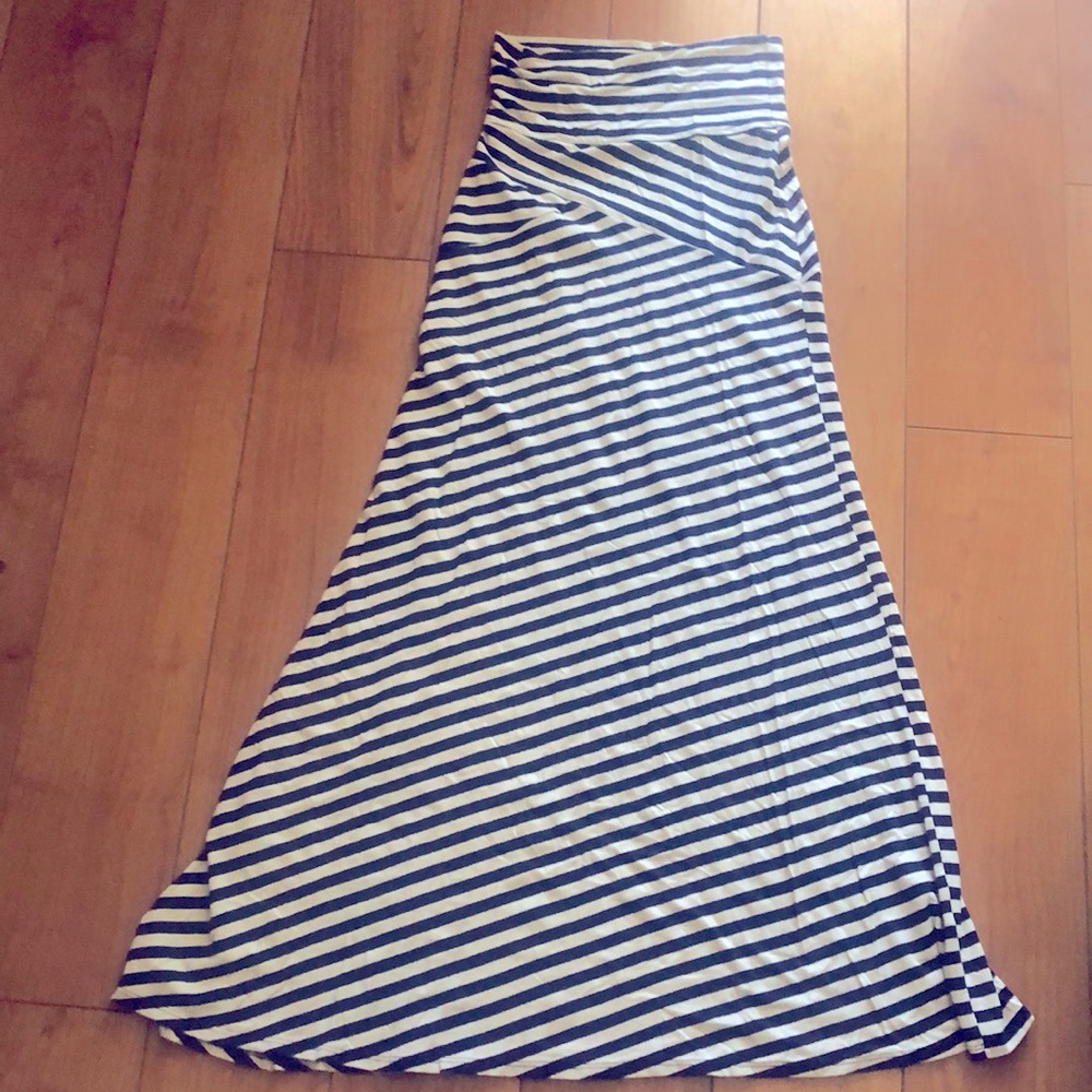 Cute Maxi skirt